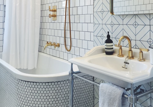 What color grout stays the cleanest?